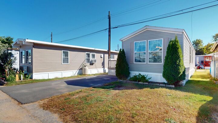 Property Photo: 441 Main Street 404 CT 06118
