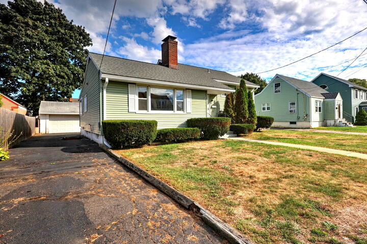 Property Photo:  79 Boswell Street  CT 06615 