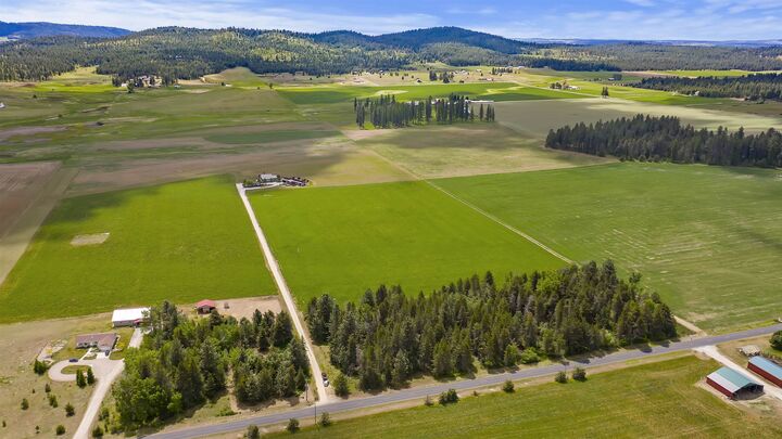 5043 B Glen Grove Staley Rd  Deer Park WA 99006 photo