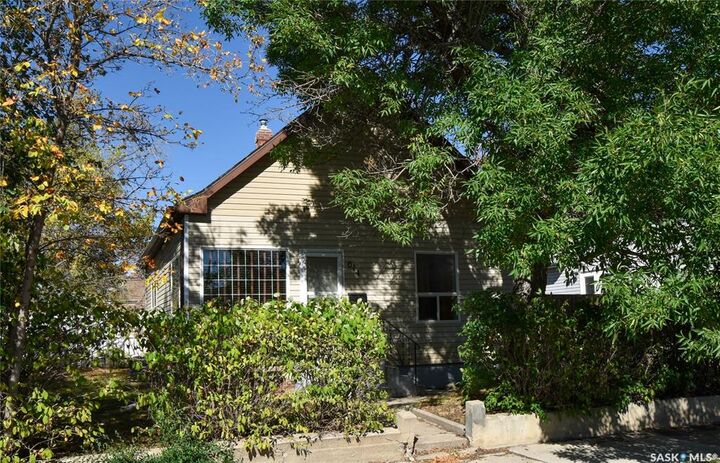 Photo de la propriété:  614 Ominica Street E  SK S6H 0H5 