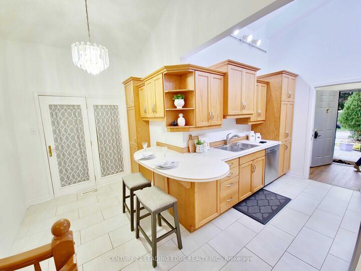 Photo de la propriété:  50 Barrydale Crescent  ON N6G 2X4 
