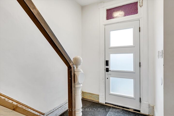 Property Photo:  508 Sherbrooke Street  ON K9J 2P3 