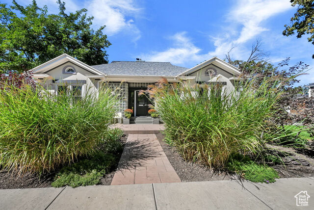 Property Photo: 928 S 1500 St E UT 84105