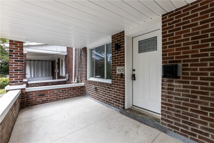 Property Photo: 4325 Dakota St PA 15213