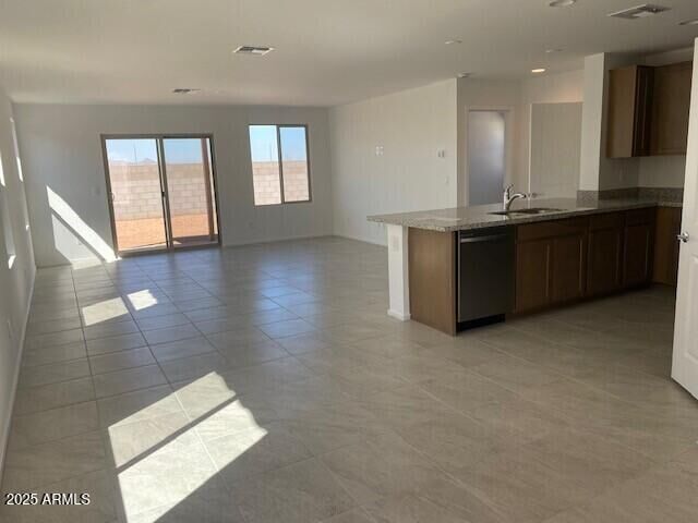 Property Photo: 32112 N Pony Express Road AZ 85143