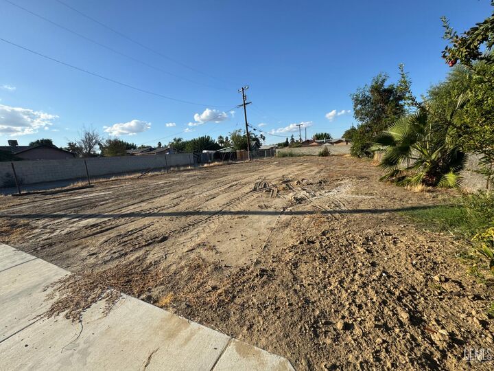 Property Photo:  1034 11th Street  CA 93280 