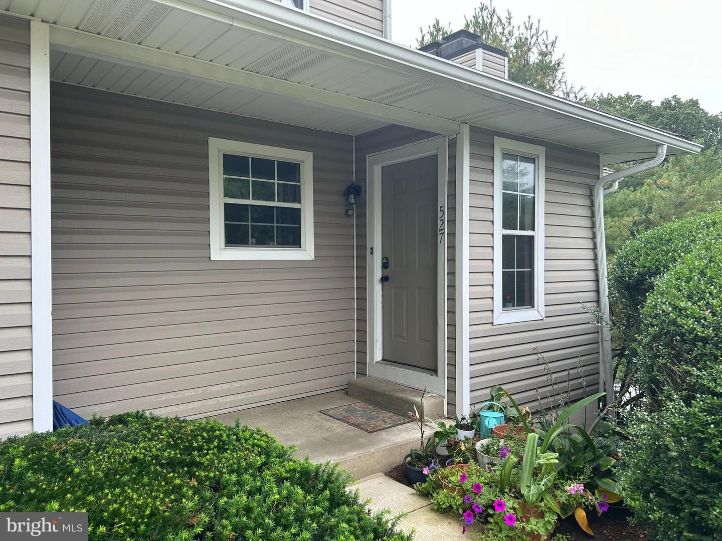 Property Photo:  527 Astor Square 39  PA 19380 