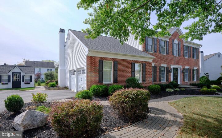 Property Photo:  4250 Aly Drive  PA 18902 