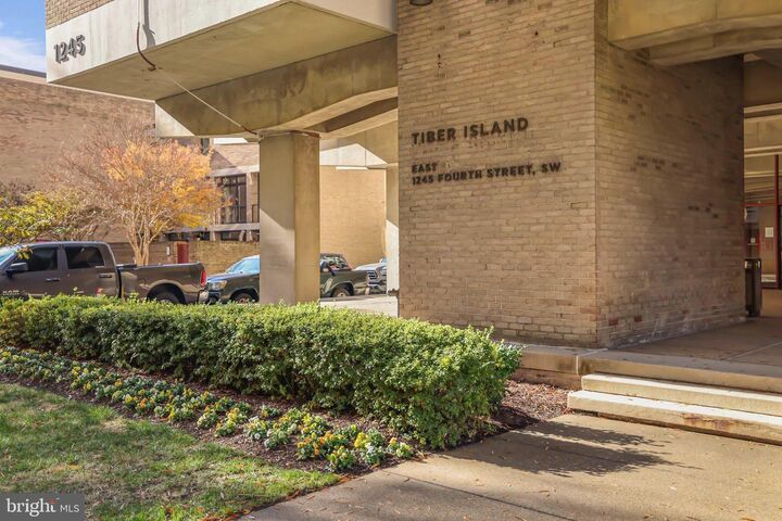 Property Photo:  1245 4th Street SW E106  DC 20024 