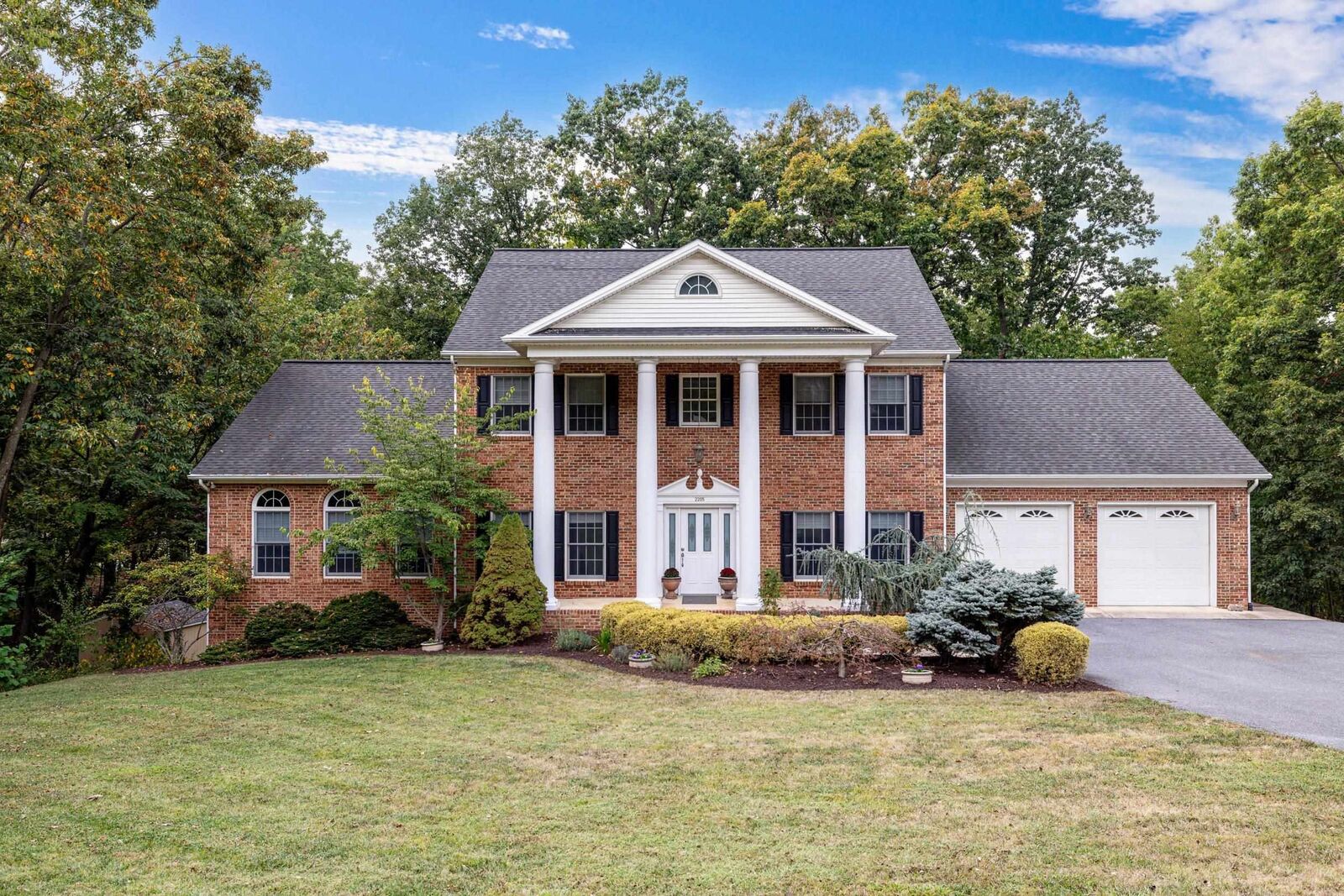 Property Photo:  2205 Pearl Ln  VA 22801