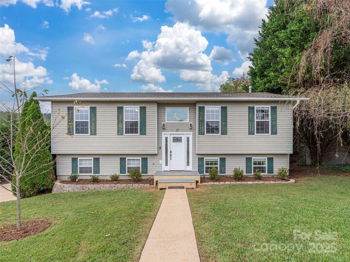 Property Photo:  37 Sydney Lane  NC 28806 