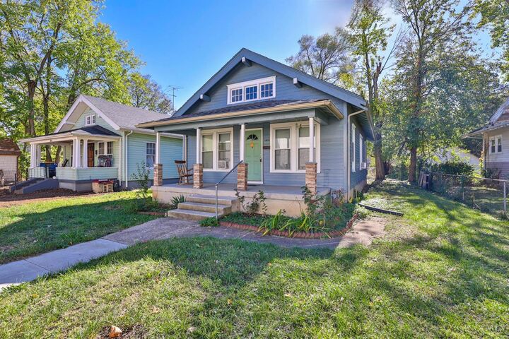 Property Photo:  1206 Parkview Avenue  OH 45044 