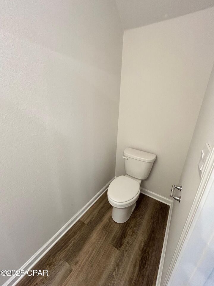 Property Photo:  1770 Jakes Drive  FL 32405 