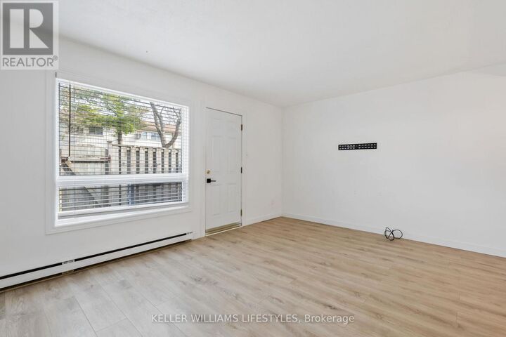 Property Photo:  166 Southdale Road West 26  ON N6J 2J1