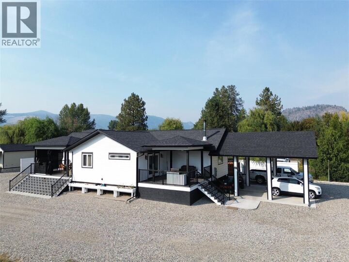 Property Photo: 6135 12th Street BC V0H 1H0