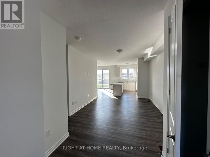 Photo de la propriété: 349 Millstone Street ON N2R 0V4