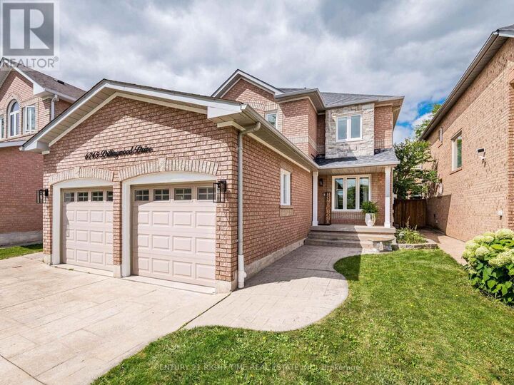 Property Photo: 6745 Dillingwood Drive ON L5N 7A2