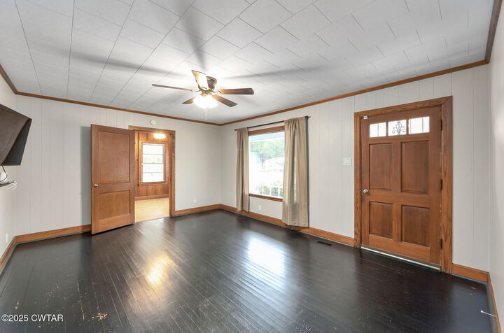 Property Photo: 510 E Tigrett Street TN 38040