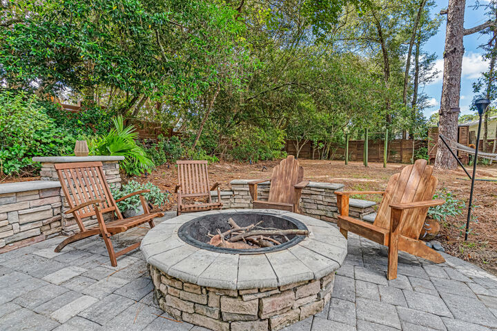 Property Photo:  28 Longwood Drive  FL 32579 