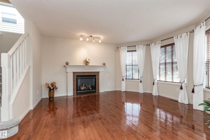 Property Photo:  14 Summerfield Point(E)  AB T8H 2P6 