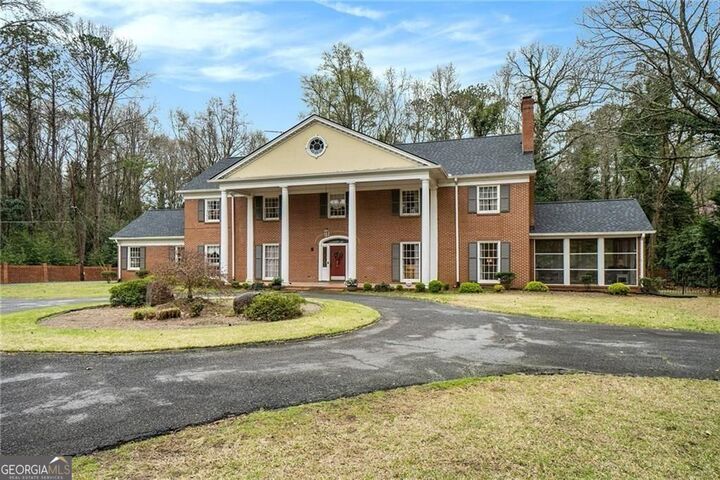 Property Photo:  3074 Cascade Road SW  GA 30311 