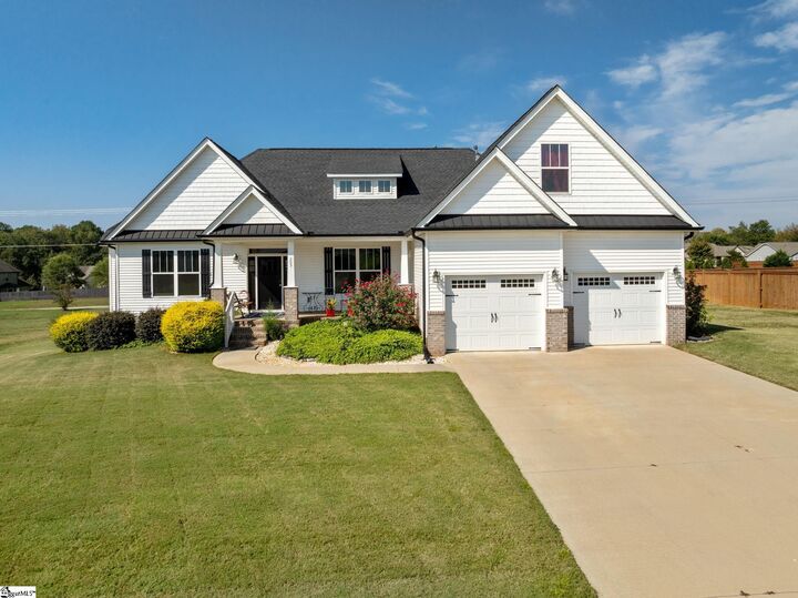 Property Photo:  205 Barnstead Court  SC 29673 