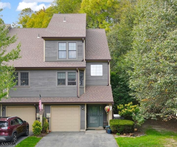30 Concord Rd 30H  West Milford Twp. NJ 07480 photo