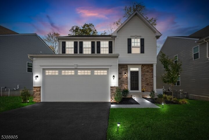 Property Photo:  58 Oakwood Blvd  NJ 08827 