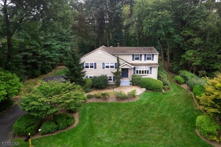 Property Photo:  240 Cottage Rd  NJ 07481 