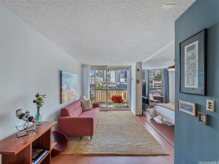 1535 Pensacola Street 600  Honolulu HI 96822 photo