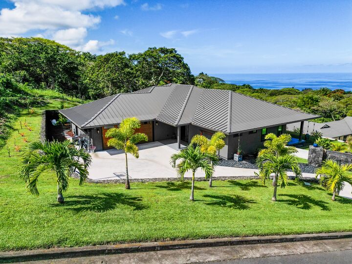75-650 Halewili Pl  Kailua-Kona HI 96725 photo