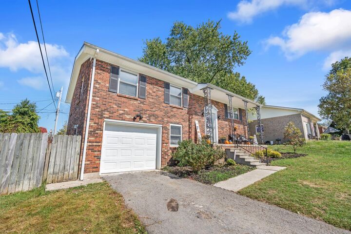 Property Photo:  501 Ashley Drive  KY 40330