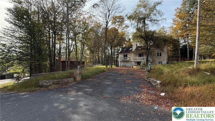 2982 Grace Terrace  Coolbaugh Twp PA 18466 photo