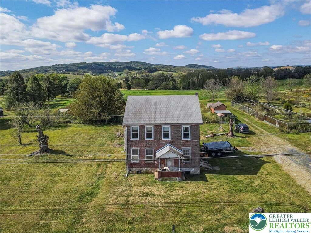 Property Photo: 365 Mulberry Drive PA 18088