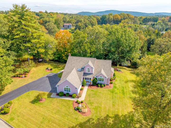 Property Photo:  25 Alison Court  NY 12401 