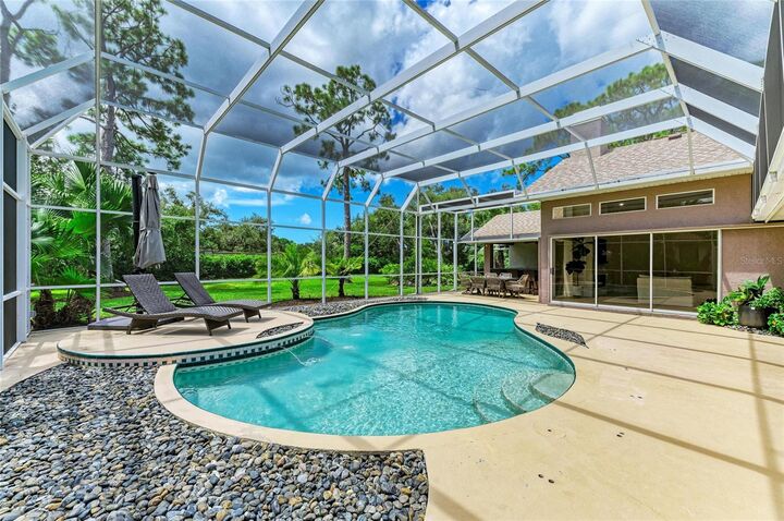 Property Photo:  8400 Woodbriar Drive  FL 34238 