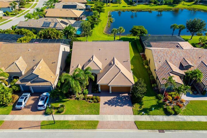 Property Photo:  5864 Snowy Egret Drive  FL 34238 