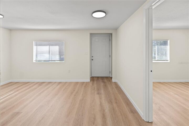Property Photo: 8738 N Tangerine Place FL 33617