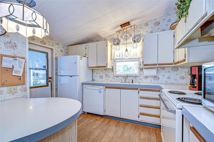 Property Photo:  3922 William Hume Drive  FL 33541 