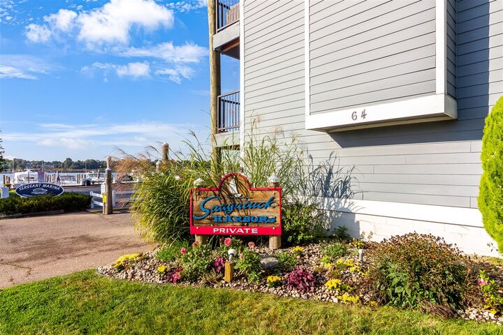 Property Photo:  64 Griffith Street Street 17  MI 49453 