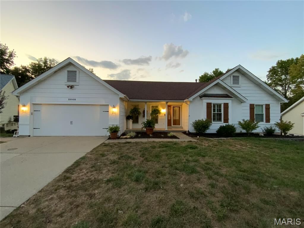 Property Photo:  2048 Willow Trail  MO 63303 