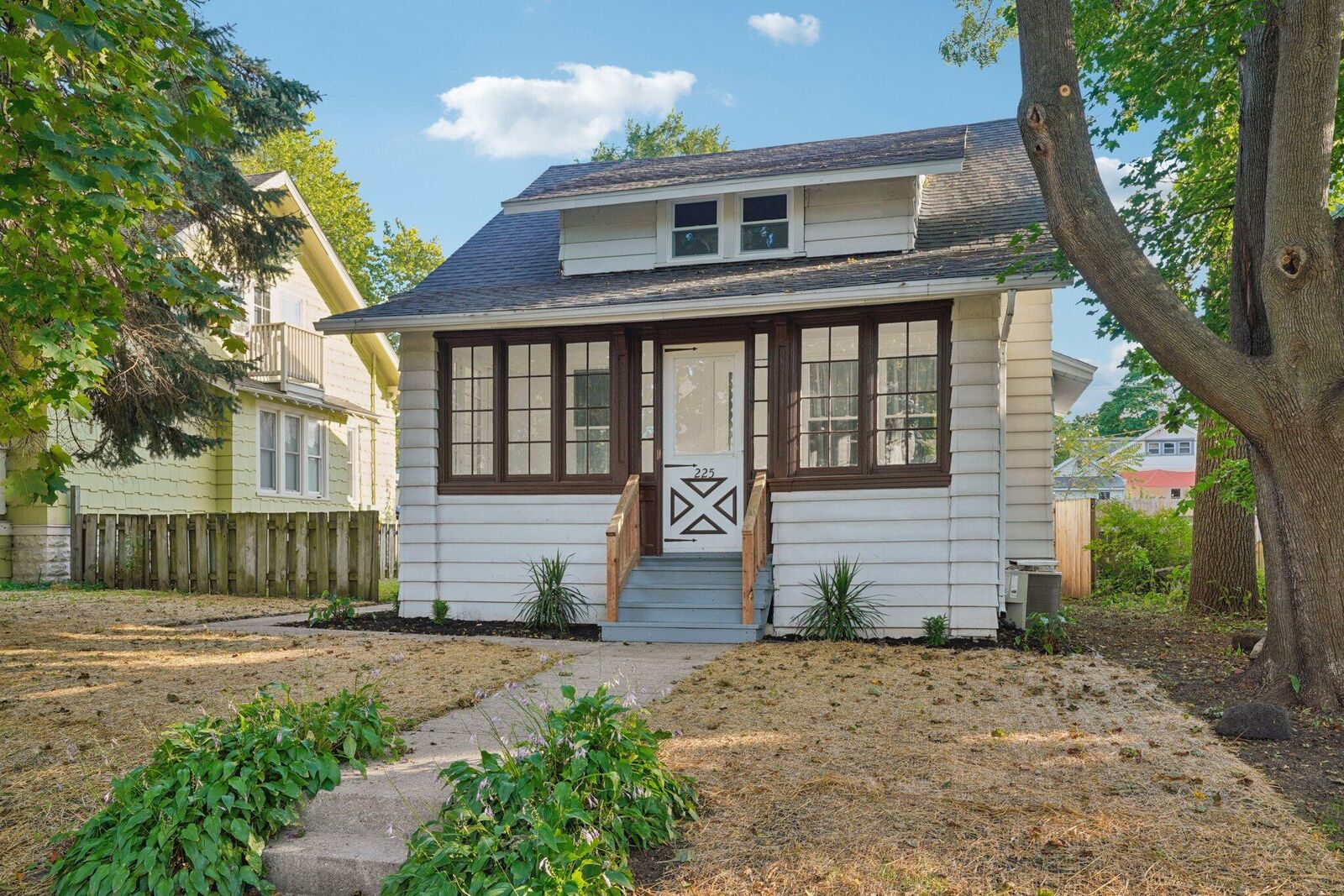 Property Photo: 225 Wilson Ave WI 53186