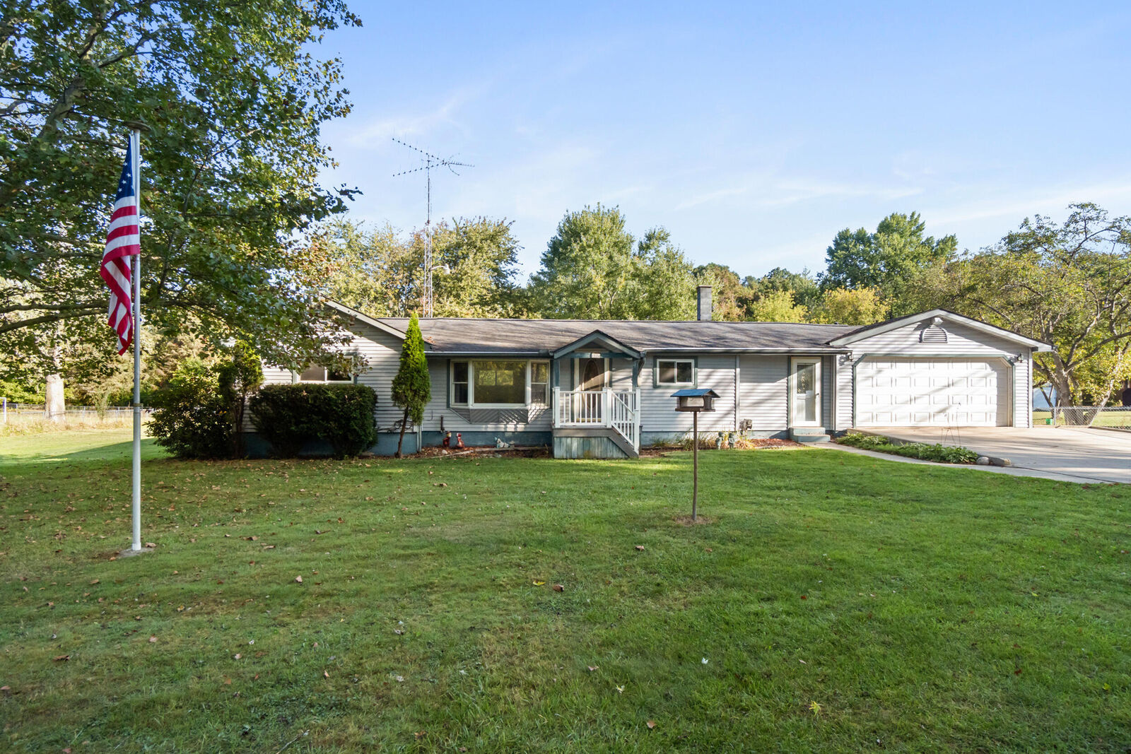 Property Photo:  1574 Cunningham Road  MI 49201 