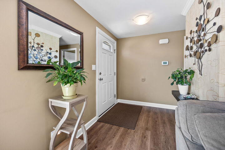 Property Photo:  1123 Stoughton Court 1123  IL 60194 