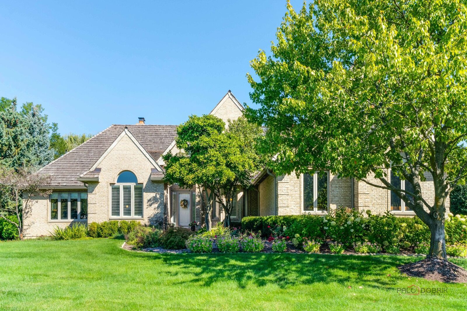 Property Photo:  21560 W Hampshire Place  IL 60060 