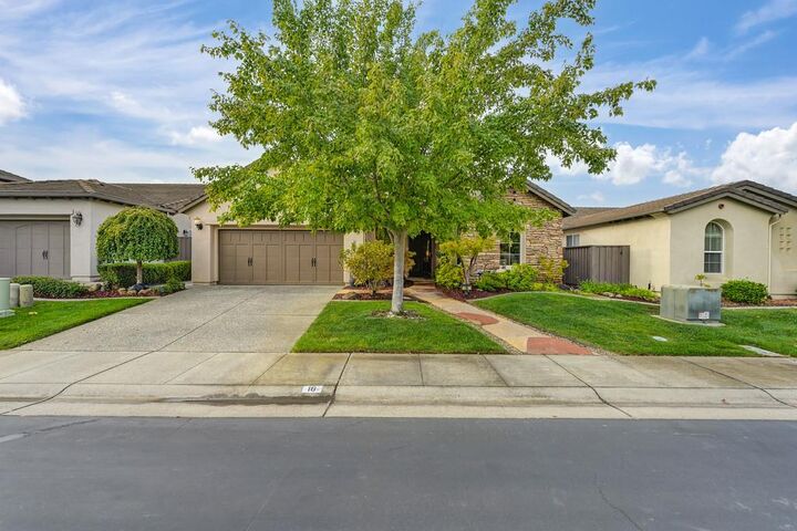 Property Photo:  16 Station Inn Place  CA 95835 