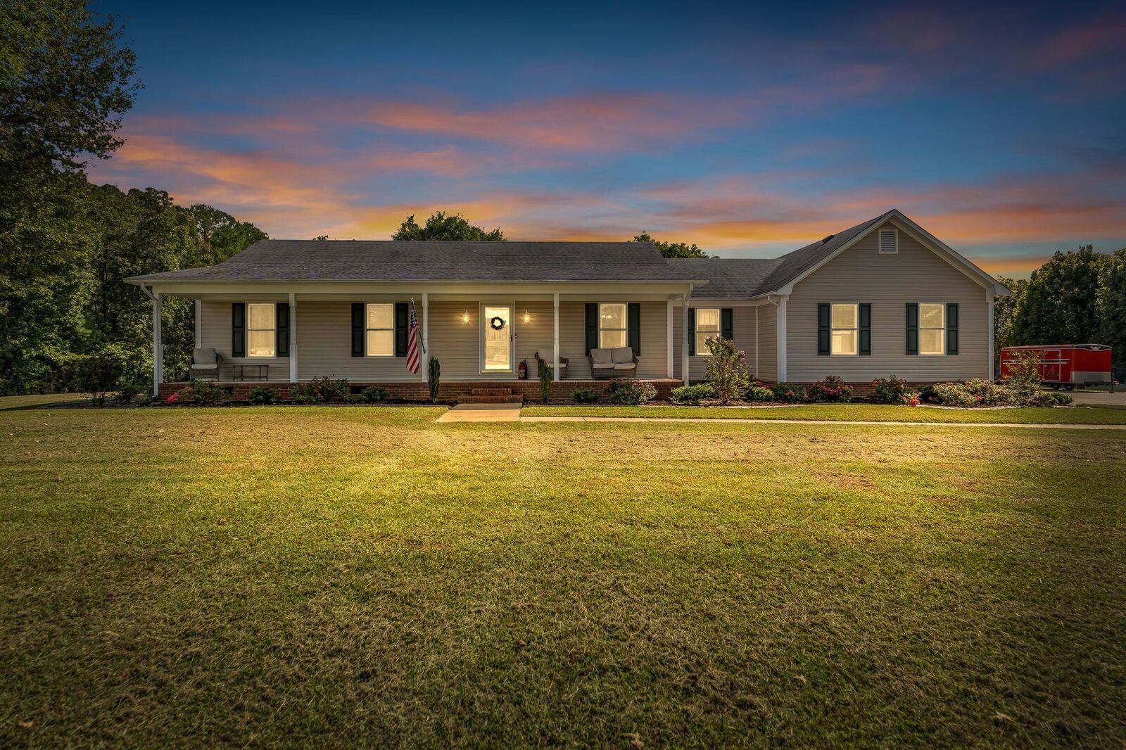 Property Photo:  118 Old Jackson Hwy  TN 38468 