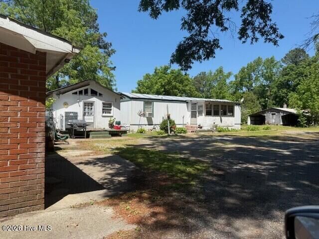 Property Photo:  541 E Saluda Hall Road  NC 27910 