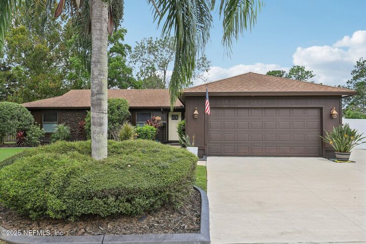 Property Photo:  10858 Mandarin Station Drive W  FL 32257 