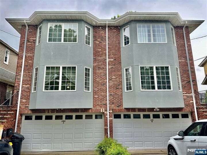 386A Park Avenue  Fairview NJ 07022 photo